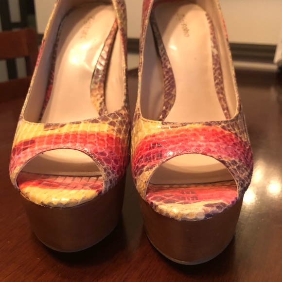 Open toe heels - Picture 2 of 6